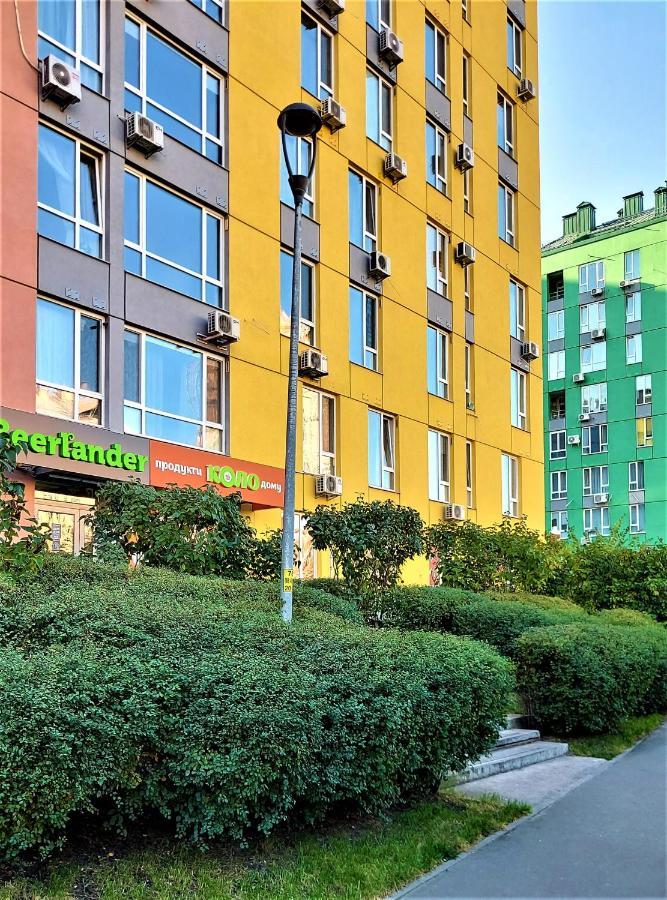 Смарт-Апартаменти На 1 Поверсі Kyiv Exterior photo